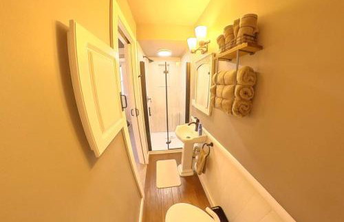 Cozy cottage on peaceful lake - Foto 23