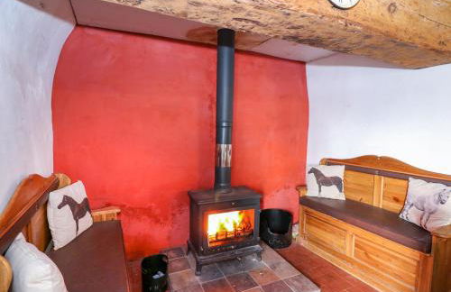 Llwyncadfor Farm - Photo 12