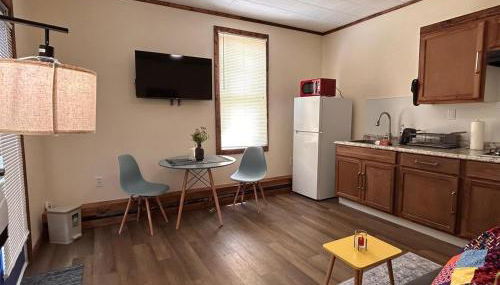 Urban OASIS Inspired by the 80s Unit 1 - Photo 4