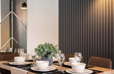 Large Luxury Solihull 5 Bedroom House - The Residence - Close to NEC - Sleeps 9 - Photo 2