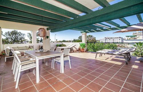 LCR4 - Large 3-Bedroom Apartment Near Beach - Foto 21