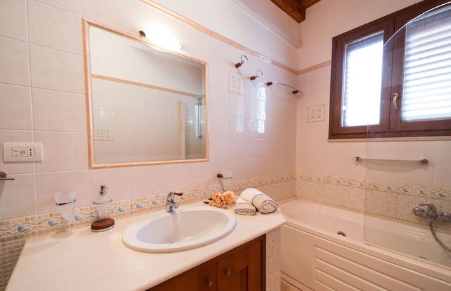 Villa Geraldina con piscina - Foto 28