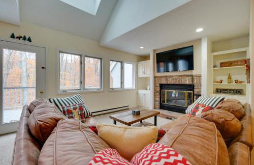 Sunny Stratton Townhome about 1 Mi to Skiing! - Foto 4