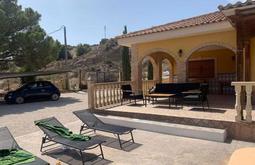 Maison typique avec vue dégagée sur la vallée - Photo 59