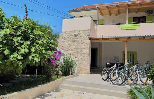 Holiday Home Mary with Pool - Photo 18