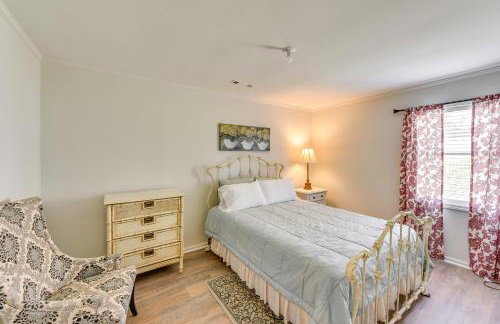 Walk to Restaurants Bluffton Retreat with Patio - Photo 22