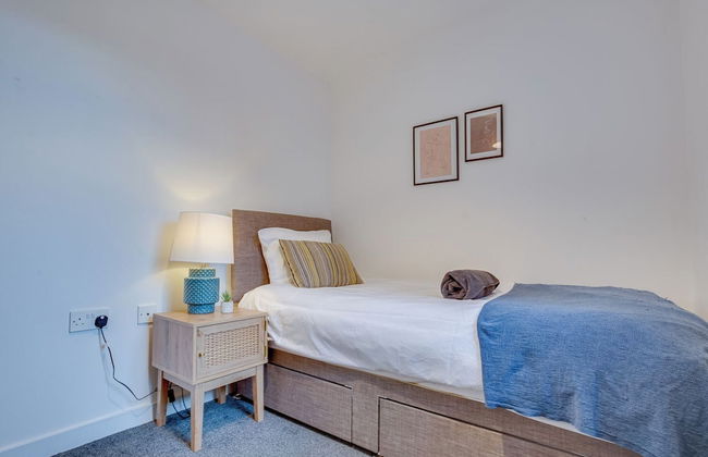 Doncaster 1st floor Apartment - Photo 10