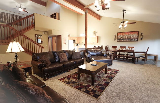 Elk Trail Getaway - Photo 16