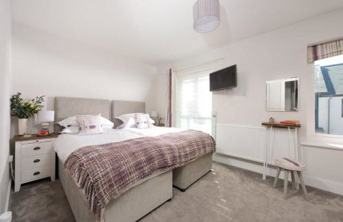 Wish You Were Here - Hot Tub - Free Parking & Free WiFi - Foto 5