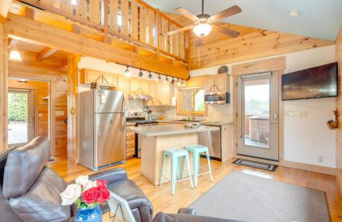 Sawyers Cabin with Hot Tub in Blue Ridge Mtns! - Foto 3