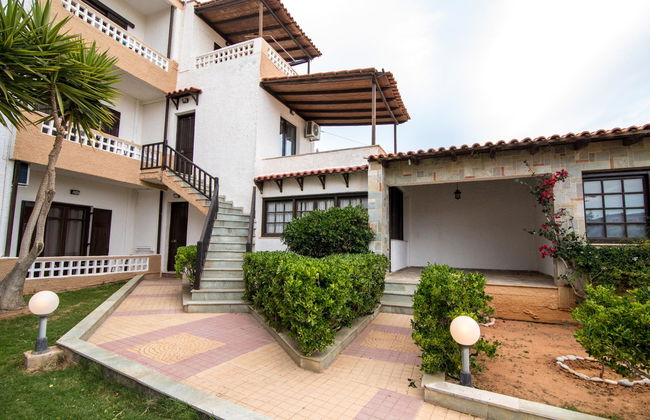 Irilena Apartments Gournes by Checkin - Foto 1