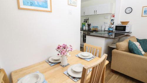 Drake Cottage - Photo 5