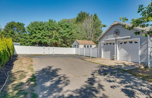 Hot Tub and Fireplace Coastal Getaway in Maine - Foto 35