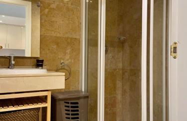 Duquesa Village (La Casa del Loonos) - Photo 14