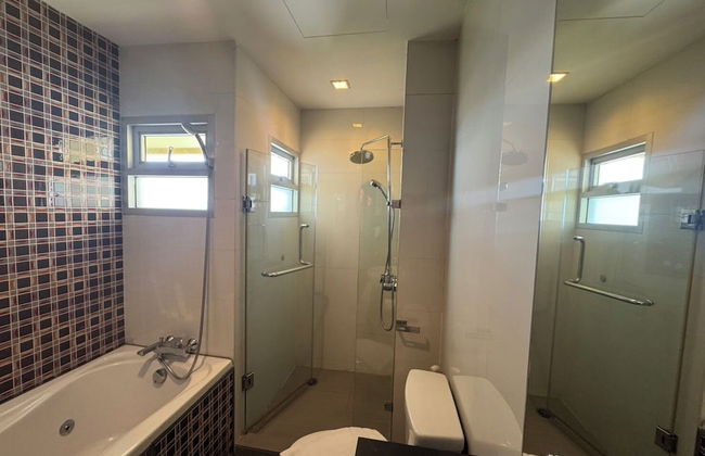 Palette Bella B All Suites Bangkok Hotel - Photo 54