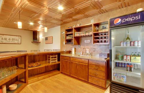 Spacious Canyon Ferry Lake House with Bar and Views! - Foto 24