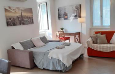 BELLAGIO DREAMS APT, pool, with private garden, near lake - Foto 12