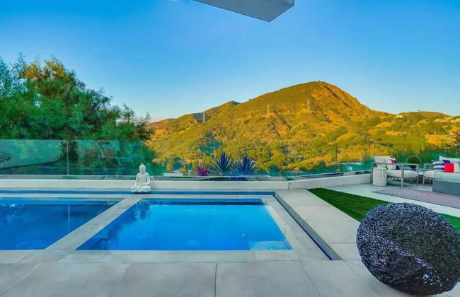 Troy Dr - Sleek & Modern Hollywood Hills Home With Stunning Views - Foto 49