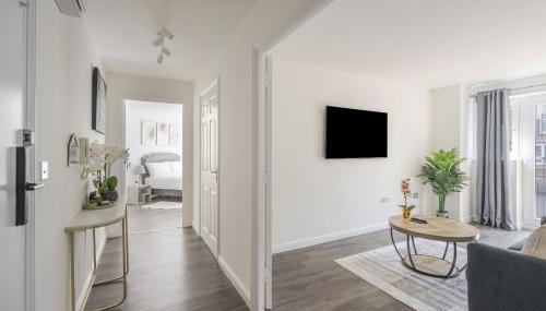 2 Luxurious Apartments with Free Parking near Chelmsford City - Foto 2, Lobby or reception