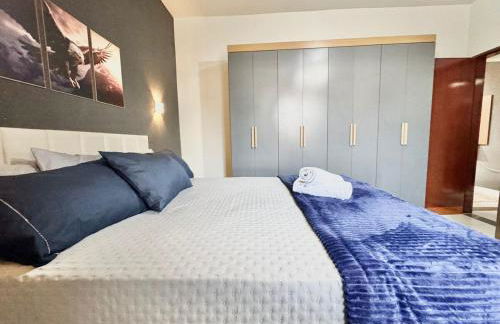 Ape Elegance com ar condicionado cama queen no centro - Foto 22