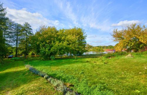 Agroturystyka domki nad rzeką Bałtów kajaki rowery klima basen ryby full - Foto 24