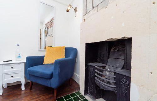 Heron Stays Bath- Boutique Period Group Properties, Parking for 4 Cars, Just 3 Miles to Bath Central, Sleeps 14 - Photo 73