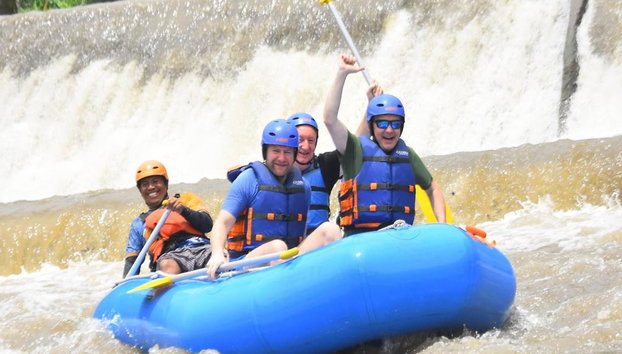 Tour de Dia Inteiro com Almoço: Aventura de Rafting e Floresta dos Macacos - Foto 4