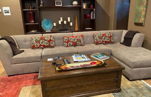 Group Retreat with Hot Tub & Studio - Foto 56