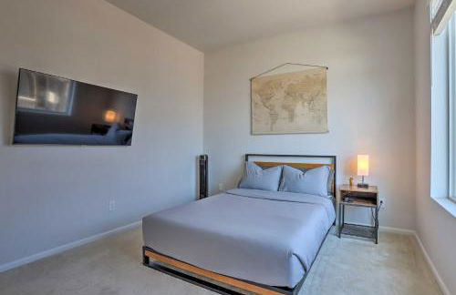 Near Hiking and Biking Trails Townhome with Patio - Foto 18