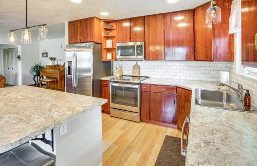 Spacious Rock Springs Stay Near Shops and Dining! - Foto 8