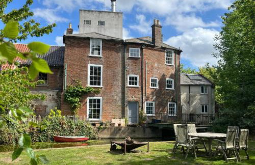 Wainford Mill House - Photo 5