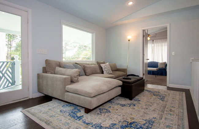 5bd, 3Ba Home Sleeps 14 Comfortably, Close to the Beach and Club Amenities - Photo 13