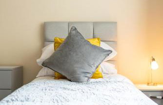 Apartment 4 - Photo 12