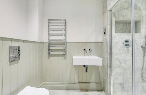 Higginson House - Photo 10