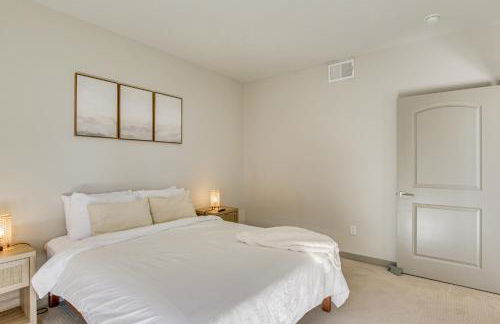 By Seaport Village and Navy Base! Chic Condo with Pool - Foto 19