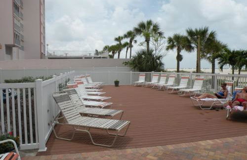 Surf Beach Treasure Island Resort - Photo 56