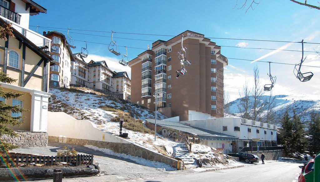 Apts Todosierranevada Edif Alhambra - Foto 2