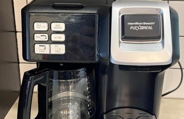 CRAFTSMAN'S MAIN FLOOR with huge DECK! - Foto 48