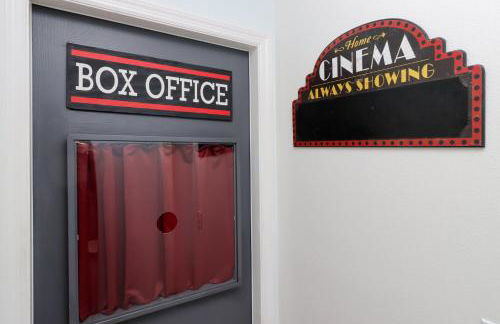 Ultimate Family Escape Near Disney - Sparkling Pool, Hot Tub & Epic Private Movie Room - Foto 40