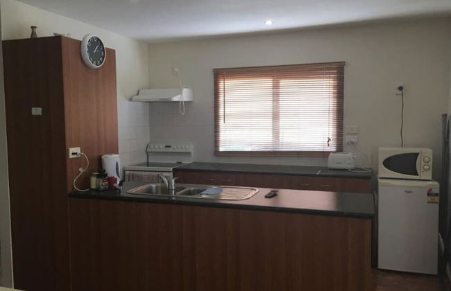 Auckland GQ Holiday Home - Photo 7