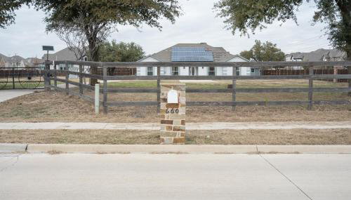 DFW Spacious Cozy Modern Villa - Foto 2