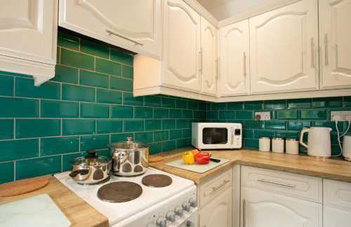 Manvers House, Rotherham for contractors, Families, free parking, Spacious, WIFI, modern - Foto 17