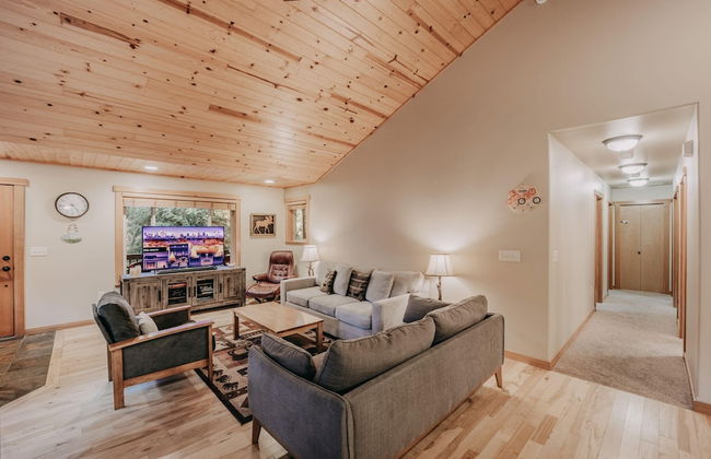 65GS - Hot Tub - Wi-Fi - Pets Ok - BBQ - Sleeps 10 - Foto 6