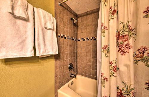 Bright Coastal Condo Walk to Lido Key Beach! - Foto 19