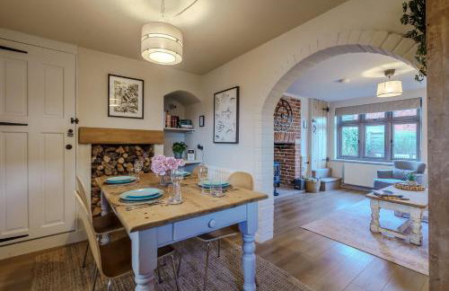 Salty Dogs, Dog Friendly Cottage, 2 Mins from Winterton Beach - Foto 6