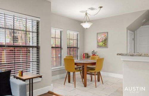 Gorgeous Home in Heart of Zilker with Full Kitchen - Foto 20