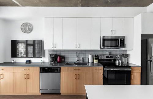 Prime 2BR Stay Five Points and Nightlife 7th - Photo 17