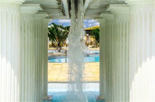 Photo 12 - L'acqua Diroma - Suítes confortáveis - Resort com Piscinas 24 horas - Piscina de ondas