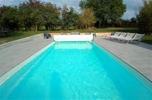 Photo 16 - Maison en Dragey-Ronthon avec piscine privée et vue sur la piscine