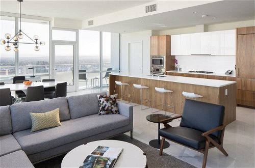 Photo 10 - Apartamento de 3 habitaciones en Los Ángeles con piscina, 130 m², 3 bedrooms